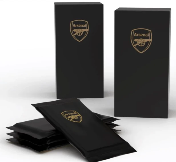 futera-fc-arsenal-fx-soccer-hobbybox-2025-26~3.webp